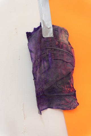 Detail: Series „Phantasma“ (I-III) 2, 2024, relief and purple colored latex, 38 cm x 23,7 cm, (Größen a. Serie: 43 x 27 cm (lila3), 40 x 24 (plain1))